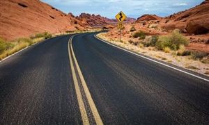 西藏公路通車(chē)?yán)锍踢_(dá)11.66萬(wàn)公里 中國(guó)軌道交通行業(yè)發(fā)展前景分析