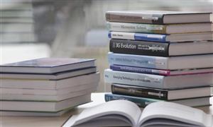 暑期或使學(xué)生推薦讀物量銷量持續(xù)增長 圖書出版行業(yè)發(fā)展趨勢(shì)預(yù)測(cè)