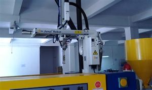 注塑機(jī)械手市場大嗎？注塑機(jī)械手市場發(fā)展空間及前景預(yù)測