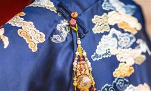 刺繡工藝品各具特色 刺繡服裝市場(chǎng)需求分析