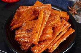 衛(wèi)龍辣條即將港交所上市 中國辣條市場品牌占有率分析 辣條休閑食品行業(yè)需求潛力分析