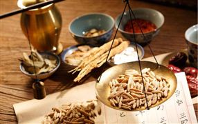 2025全國中藥材種植面積4500萬畝 2022中藥材種植行業(yè)現(xiàn)狀和投資前景分析