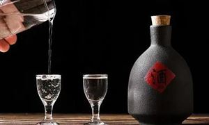 高端白酒有望量?jī)r(jià)齊升 2022高端白酒市場(chǎng)發(fā)展前景趨勢(shì)分析