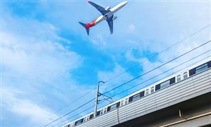 清明假期機(jī)票價(jià)格大跳水 中國(guó)民用航空市場(chǎng)發(fā)展空間分析