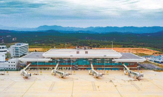 2023年民航業(yè)發(fā)展展望 民用航空機(jī)場(chǎng)建設(shè)行業(yè)市場(chǎng)前瞻及投資分析