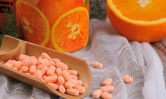 維生素C能不能抗感染？維生素產(chǎn)品市場(chǎng)需求持續(xù)攀升