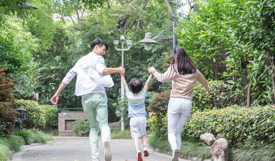 2023年國內(nèi)幸福產(chǎn)業(yè)發(fā)展現(xiàn)狀分析 我國正在從中等收入國家向高收入國家邁進