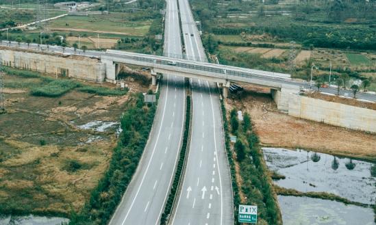 我國公路運(yùn)輸行業(yè)發(fā)展前景分析