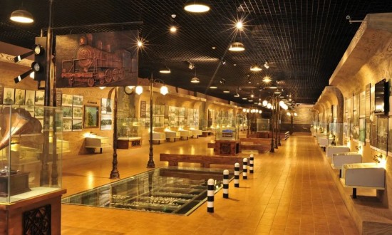 2024年中國博物館旅游行業(yè)的產(chǎn)業(yè)鏈上下游結(jié)構(gòu)及投資趨勢(shì)分析