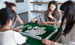 2025中國(guó)麻將機(jī)行業(yè)：三股浪潮重塑產(chǎn)業(yè)邏輯
